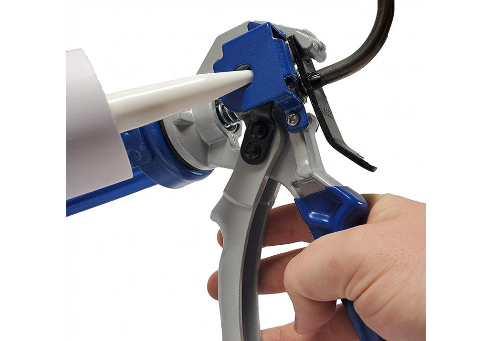 NEWBORN 250 CAULKING GUN